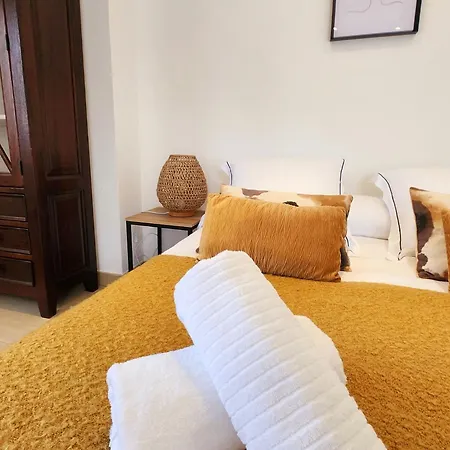 40 M Proche Centre Apartment