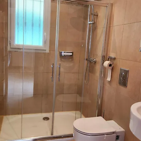 Apartment 40 M Proche Centre *
